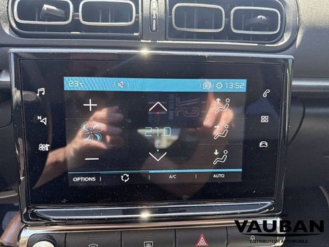 Voitures D'occasion À Les Mureaux | Citroën C3 Iii Puretech 110 S&S Eat6 Saint James