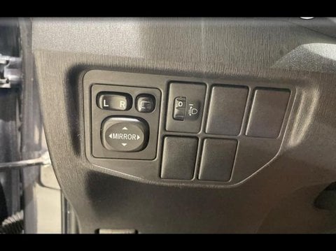 Voitures D'occasion À Sartrouville | Toyota Prius 136H Dynamic 17