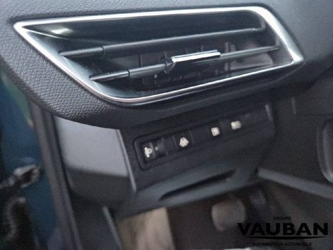 Voitures D'occasion À Chambly | Peugeot 3008 Ii Hybrid 225 E-Eat8 Allure Pack