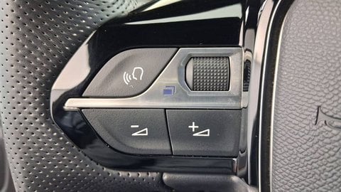 Voitures D'occasion À Osny | Peugeot 208 Electrique Ii Electrique 50 Kwh 136Ch Gt