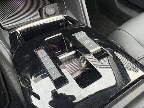 Voitures D'occasion À Montmagny | Citroën C4 Iii Puretech 130 S&S Eat8 Shine Pack
