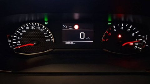 Voitures D'occasion À Les Mureaux | Peugeot 2008 Ii Puretech 100 S&S Bvm6 Style