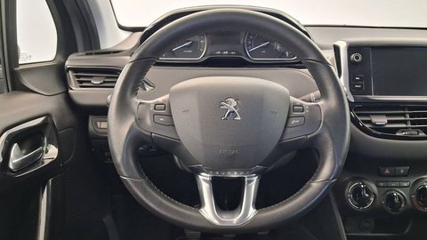 Voitures D'occasion À Chambourcy | Peugeot 208 Puretech 82Ch S&S Bvm5 Active