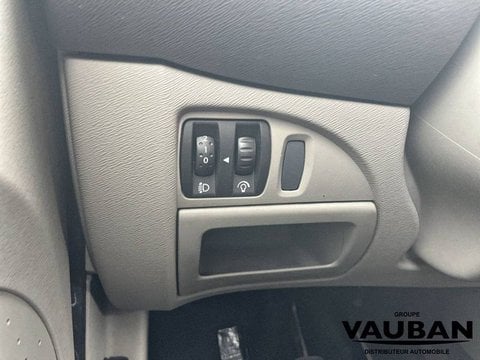Voitures D'occasion À Cergy | Renault Twingo Ii 1.2 Lev 16V 75 114G Eco2 Expression