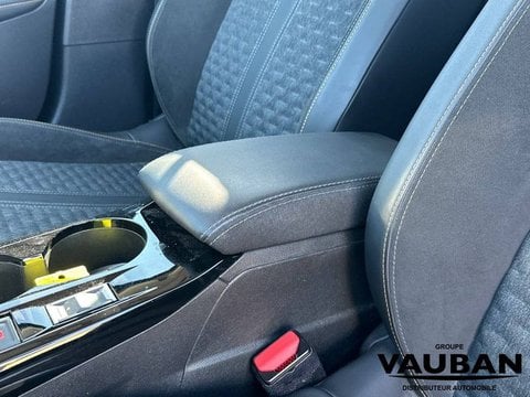 Voitures D'occasion À Chambourcy | Peugeot 2008 Ii Puretech 130 S&S Eat8 Roadtrip