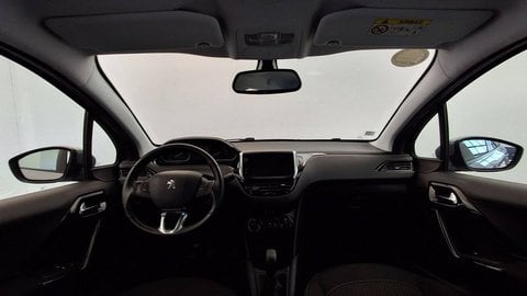 Voitures D'occasion À Chambourcy | Peugeot 208 Puretech 82Ch S&S Bvm5 Active