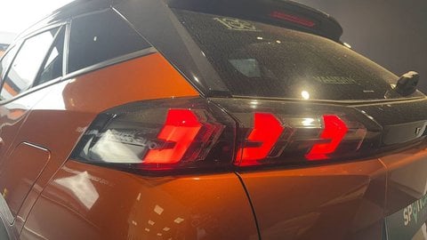 Voitures D'occasion À Buchelay | Peugeot 2008 Ii Puretech 130 S&S Eat8 Allure Pack