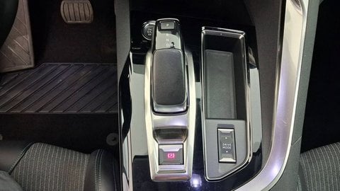 Voitures D'occasion À Osny | Peugeot 3008 Ii Hybrid 225 E-Eat8 Allure Pack