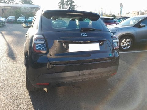 Voitures D'occasion À Pontoise | Fiat 600E 54 Kwh 156 Ch Red