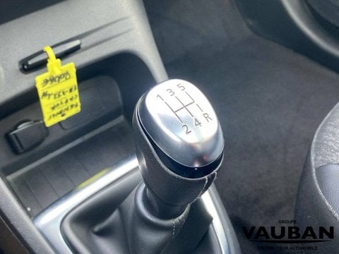 Voitures D'occasion À Gisors | Renault Captur Dci 90 Intens