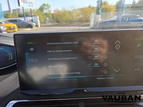 Voitures D'occasion À Osny | Peugeot 3008 Ii Hybrid 225 E-Eat8 Allure Pack