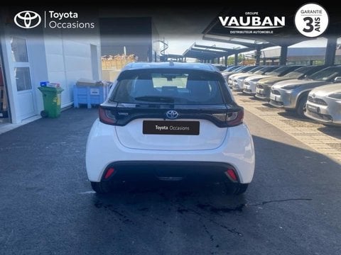 Voitures D'occasion À Chambourcy | Toyota Yaris 116H Dynamic Business 5P + Programme Beyond Zero...