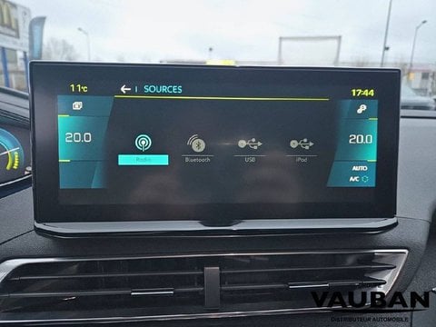 Voitures D'occasion À Chambly | Peugeot 3008 Ii Hybrid 225 E-Eat8 Allure Pack