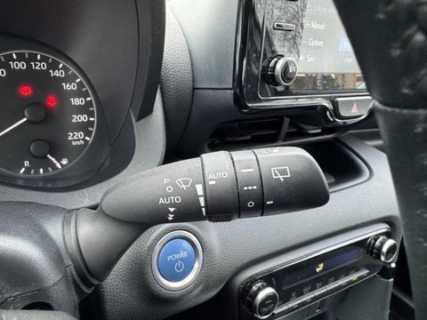 Voitures D'occasion À Argenteuil | Toyota Yaris 116H Dynamic Business 5P + Programme Beyond Zero...