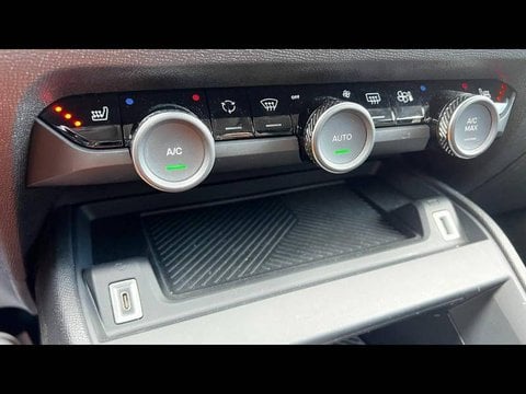 Voitures D'occasion À Saint-Germain-En-Laye | Citroën C4 X Electrique E- 156 Ch Autonomie Etend...