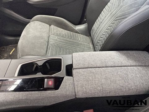 Voitures D'occasion À Gisors | Peugeot 5008 Iii Hybrid 145 Ch E-Dcs6 Gt