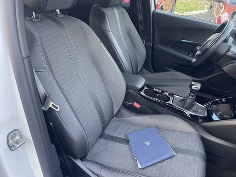Voitures D'occasion À Chambly | Peugeot 2008 Ii Puretech 130 S&S Bvm6 Allure