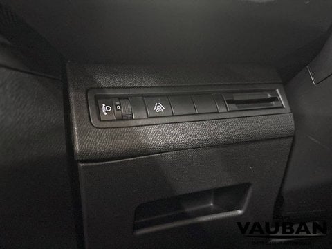 Voitures D'occasion À Sarcelles | Peugeot 3008 Ii Puretech 130Ch S&S Bvm6 Style