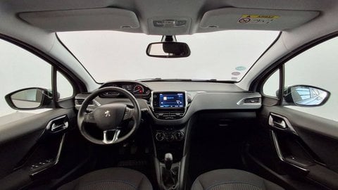 Voitures D'occasion À Chambourcy | Peugeot 208 Puretech 82Ch S&S Bvm5 Signature