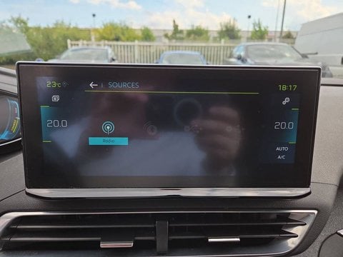 Voitures D'occasion À Osny | Peugeot 3008 Ii Hybrid 225 E-Eat8 Roadtrip