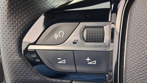 Voitures D'occasion À Saint-Brice-Sous-Forêt | Peugeot 2008 Ii Hybrid 136 E-Dcs6 Gt