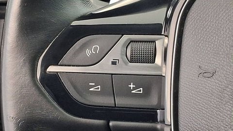 Voitures D'occasion À Osny | Peugeot 3008 Ii Puretech 130Ch S&S Eat8 Allure
