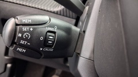 Voitures D'occasion À Saint-Germain-En-Laye | Peugeot 2008 Ii Puretech 130 S&S Bvm6 Active Pack