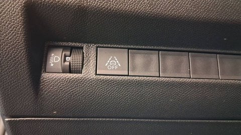 Voitures D'occasion À Saint-Brice-Sous-Forêt | Peugeot 2008 Ii Puretech 130 S&S Eat8 Style