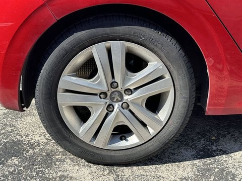 Voitures D'occasion À Chambourcy | Peugeot 208 1.2 Puretech 82Ch Bvm5 Style
