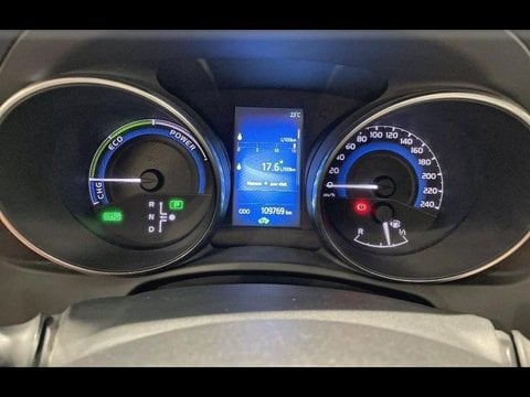 Voitures D'occasion À Sartrouville | Toyota Auris Hsd 136H Design