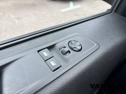 Voitures D'occasion À Sarcelles | Peugeot Expert Iii Ca Repliable M Bluehdi 120 S&S Bvm6