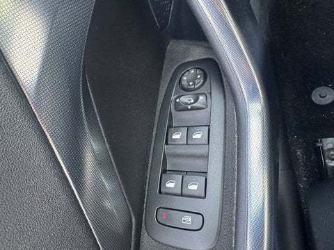 Voitures D'occasion À Chambourcy | Peugeot 2008 1.2 Puretech 110Ch S&S Bvm5 Allure