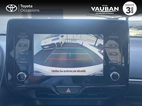 Voitures D'occasion À Chambourcy | Toyota Yaris 116H Dynamic Business 5P + Programme Beyond Zero...