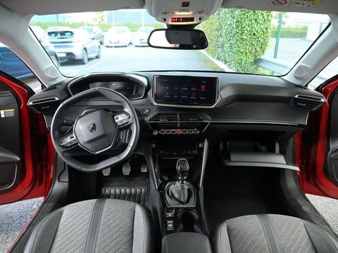 Voitures D'neuves Stock À Chambly | Peugeot 208 Ii Puretech 100 S&S Bvm6 Allure