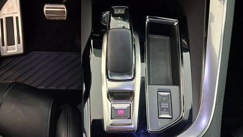 Voitures D'occasion À Buchelay | Peugeot 3008 Ii Hybrid 225 E-Eat8 Gt Pack