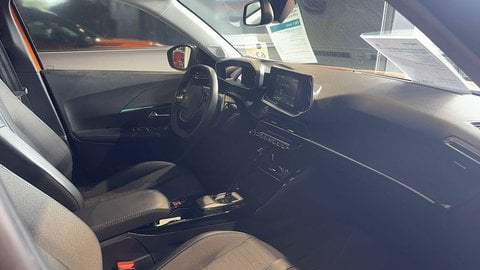 Voitures D'occasion À Buchelay | Peugeot 2008 Ii Puretech 130 S&S Eat8 Allure Pack