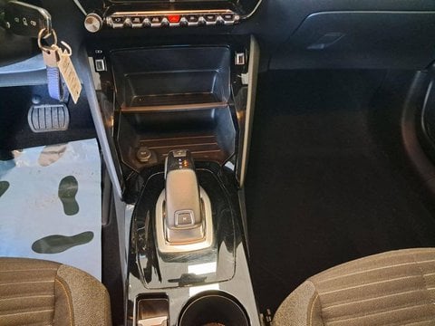 Voitures D'occasion À Les Mureaux | Peugeot 208 Puretech 100 S&S Eat8 Active Pack