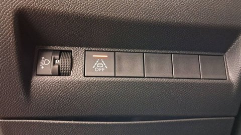 Voitures D'occasion À Saint-Brice-Sous-Forêt | Peugeot 208 Electrique Ii Electrique 50 Kwh 136C...