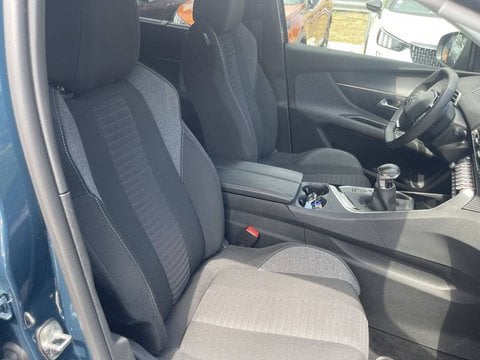 Voitures D'occasion À Chambly | Peugeot 5008 Ii Puretech 130Ch S&S Bvm6 Style