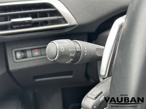 Voitures D'occasion À Chambourcy | Peugeot 3008 Ii Hybrid 225 E-Eat8 Allure Pack