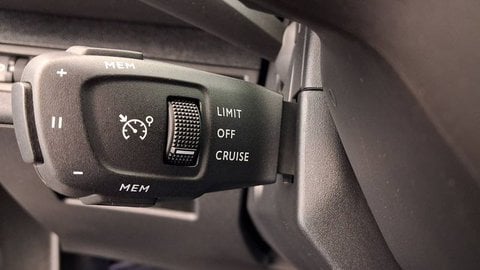 Voitures D'occasion À Saint-Brice-Sous-Forêt | Peugeot 3008 Ii Hybrid 225 E-Eat8 Allure Pack