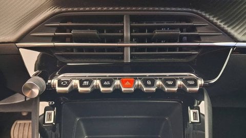 Voitures D'occasion À Saint-Brice-Sous-Forêt | Peugeot 2008 Ii Puretech 130 S&S Eat8 Style