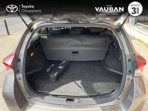 Voitures D'occasion À Sartrouville | Toyota Auris Touring Sports Hsd 136H Design