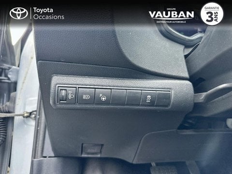 Voitures D'occasion À Chambourcy | Toyota Corolla 122H Dynamic Business + Programme Beyond Zero ...