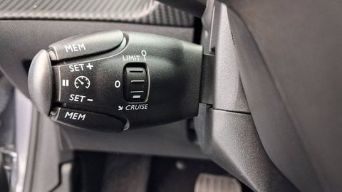 Voitures D'occasion À Osny | Peugeot 208 Electrique 50 Kwh 136Ch Active