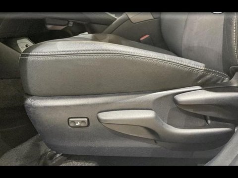 Voitures D'occasion À Sartrouville | Toyota Prius 136H Dynamic 17