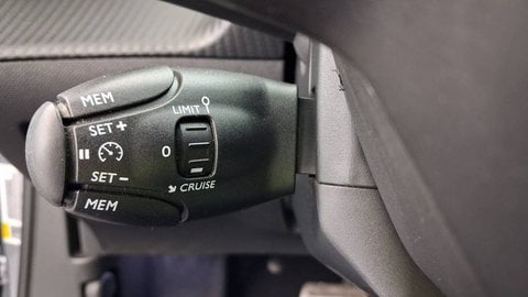 Voitures D'occasion À Herblay | Peugeot 2008 Electrique Ii Electrique 136 Ch Gt