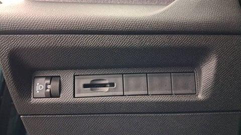 Voitures D'occasion À Buchelay | Peugeot 308 Iii Sw Puretech 130Ch S&S Eat8 Allure Pack