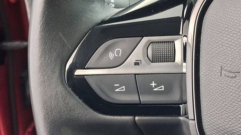 Voitures D'occasion À Chambourcy | Peugeot 208 Puretech 100 S&S Bvm6 Style