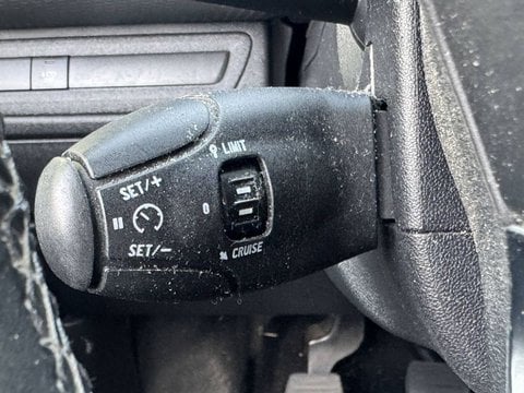 Voitures D'occasion À Chambourcy | Peugeot 2008 1.2 Puretech 110Ch S&S Bvm5 Allure